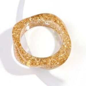 NEW Liquid Lucite Bracelet Wavy Clear Gold AP17